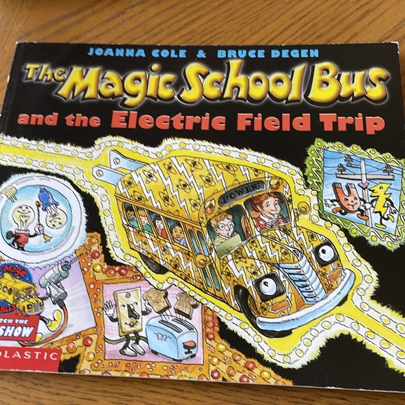 The Magic School Bus 4 Books - Picture 4 of 5